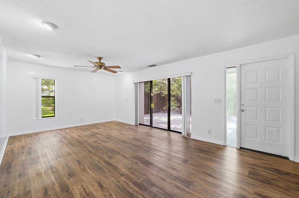 2-bedroom Property — 3349 Cocoplum Circle #33129