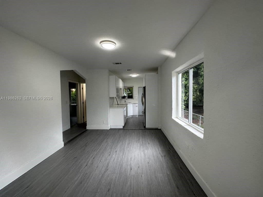 3+1 Müstakil ev — 1812 NW 64th St