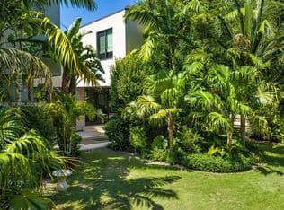 5-bedroom Single-Family Home — 7851 SW 48th Pl, Coral Gables, 33143