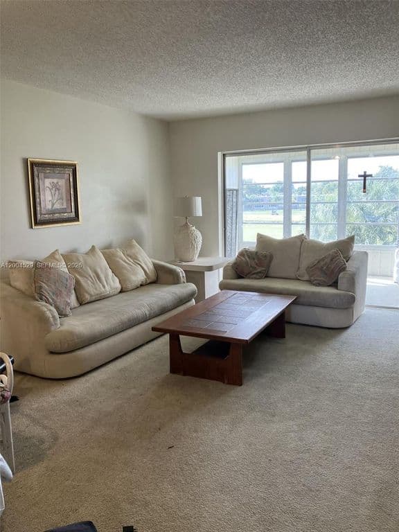 2-bedroom Condo — 1045 Country Club Dr APT 307