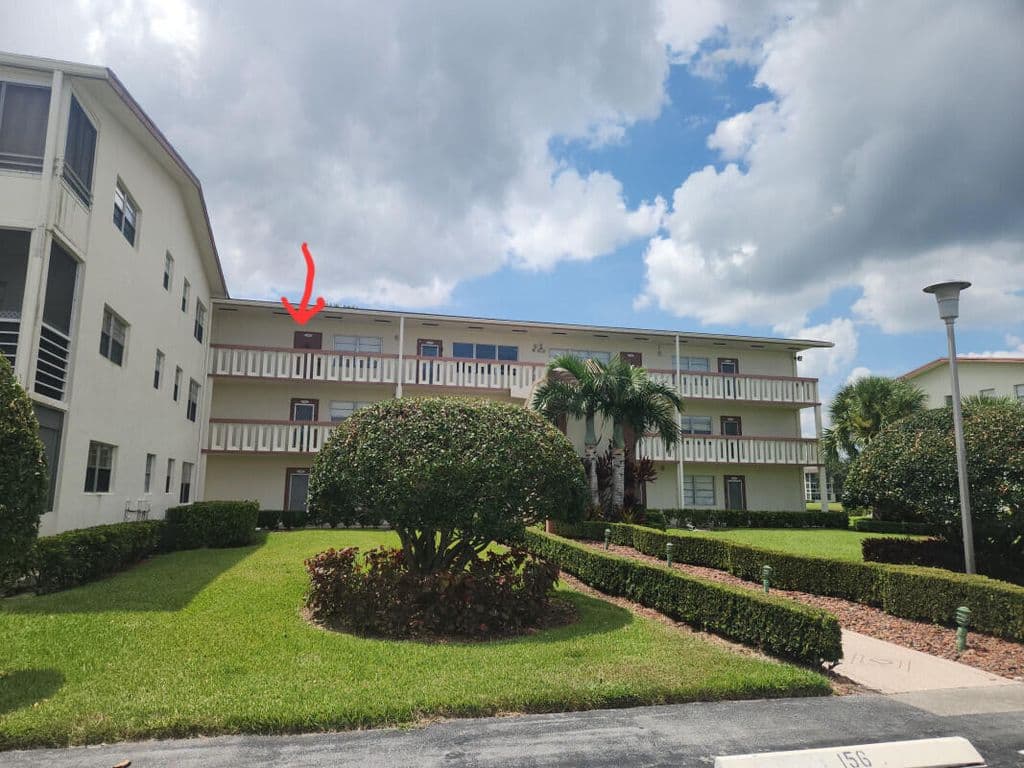 2+1 Condo — 158 Preston Way