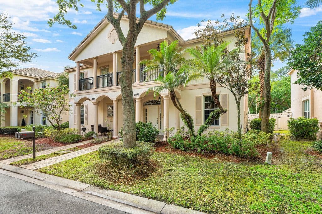 3-bedroom Property — 8058 Murano Circle