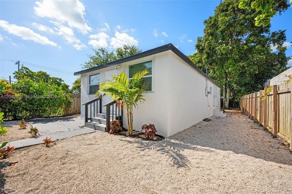 4-bedroom Single-Family Home — 1820 NW 63rd St