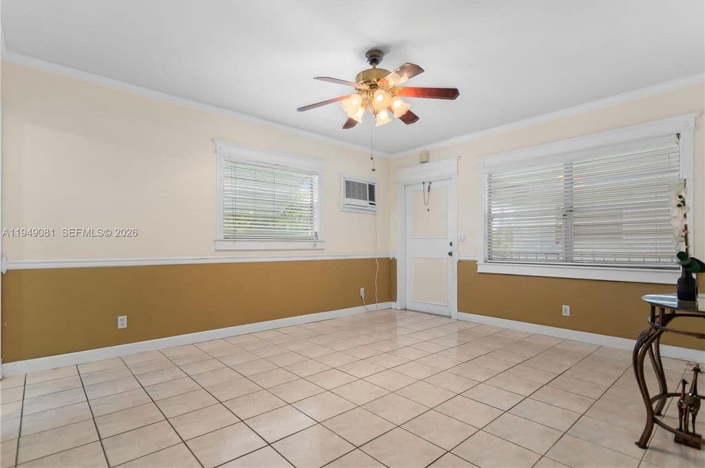 2+1 Condo — 7401 Pines Blvd APT 222