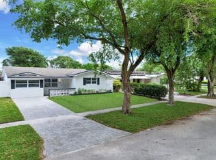 3-bedroom Single-Family Home — 5311 Pierce Street, Hollywood, 33021