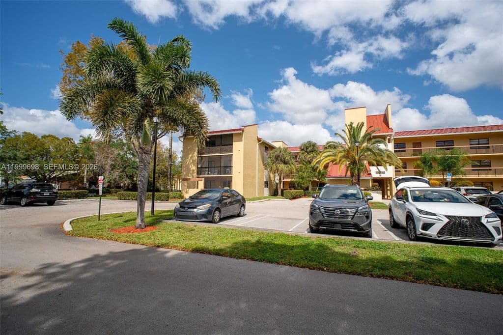 3+1 Condo — 2083 Coral Ridge Dr #N302