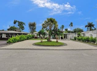 3-bedroom Single-Family Home — 1580 NE 34th St, Oakland Park, 33334