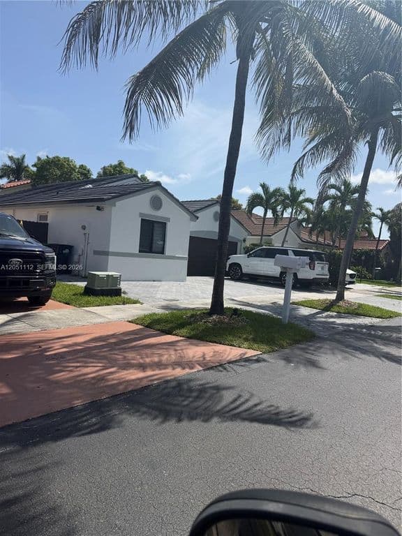 3-bedroom Single-Family Home — 15921 SW 82nd St