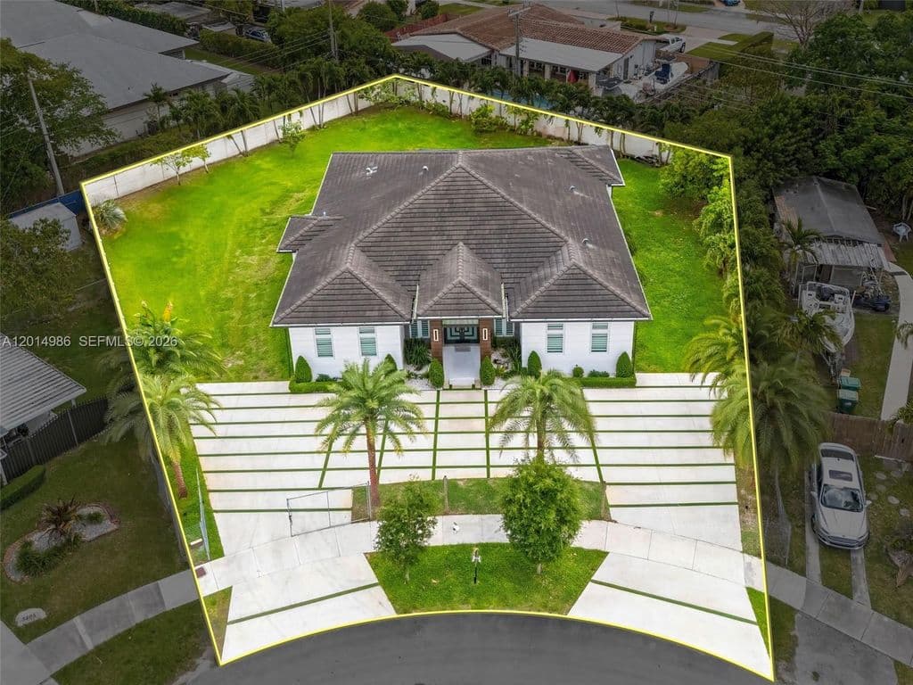 4+1 Müstakil ev — 5815 SW 107th Pl