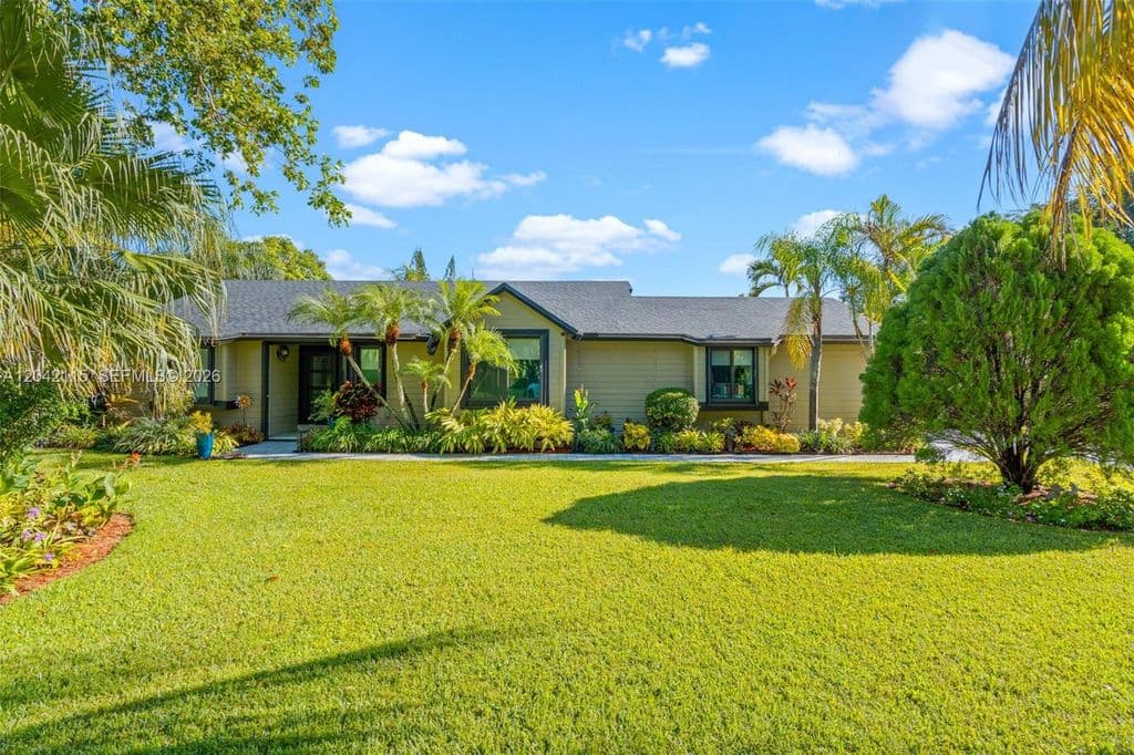 3-bedroom Single-Family Home — 15031 SW 154th Ter