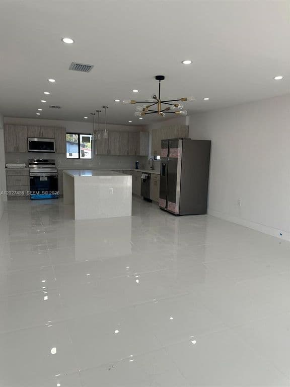 4-bedroom Single-Family Home — 2041 NW 190th Ter