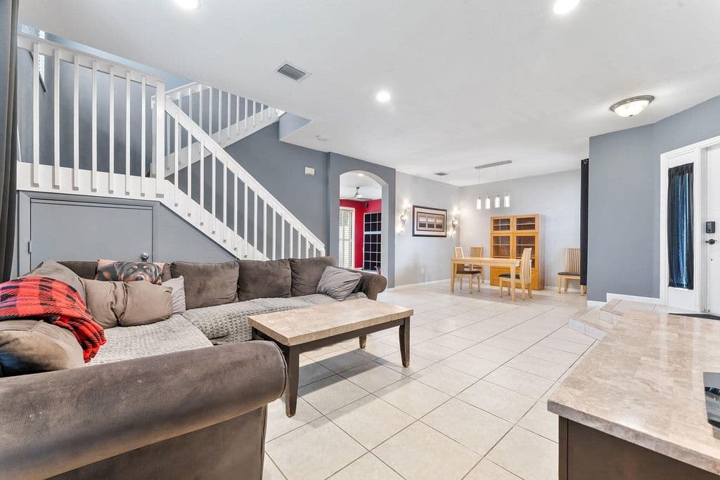 4+1 Müstakil ev — 5120 Crescent Moon Drive