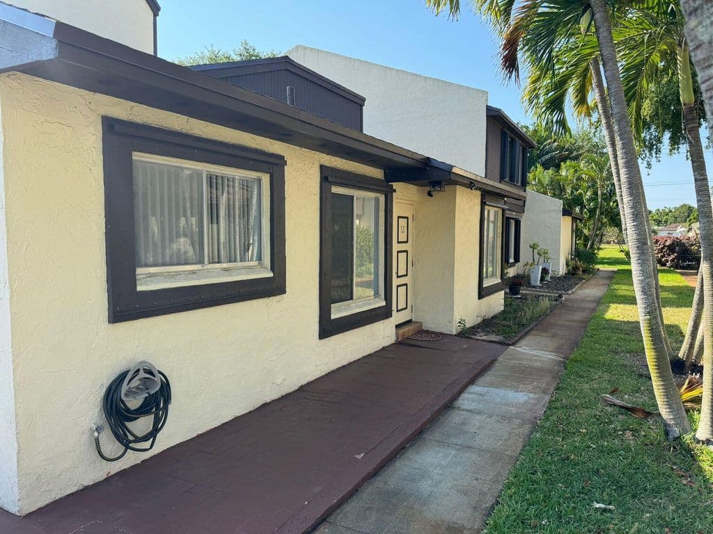 2-bedroom Condo — 5288 BOSQUE Lane #53