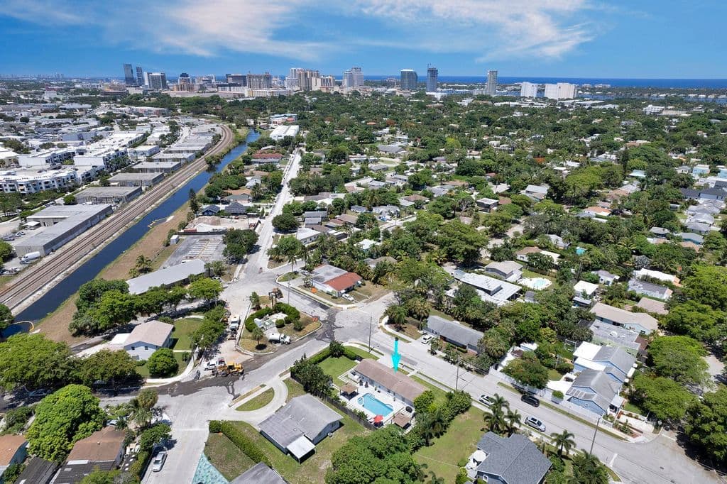 3+1 Müstakil ev — 2301 Ridgeway Avenue
