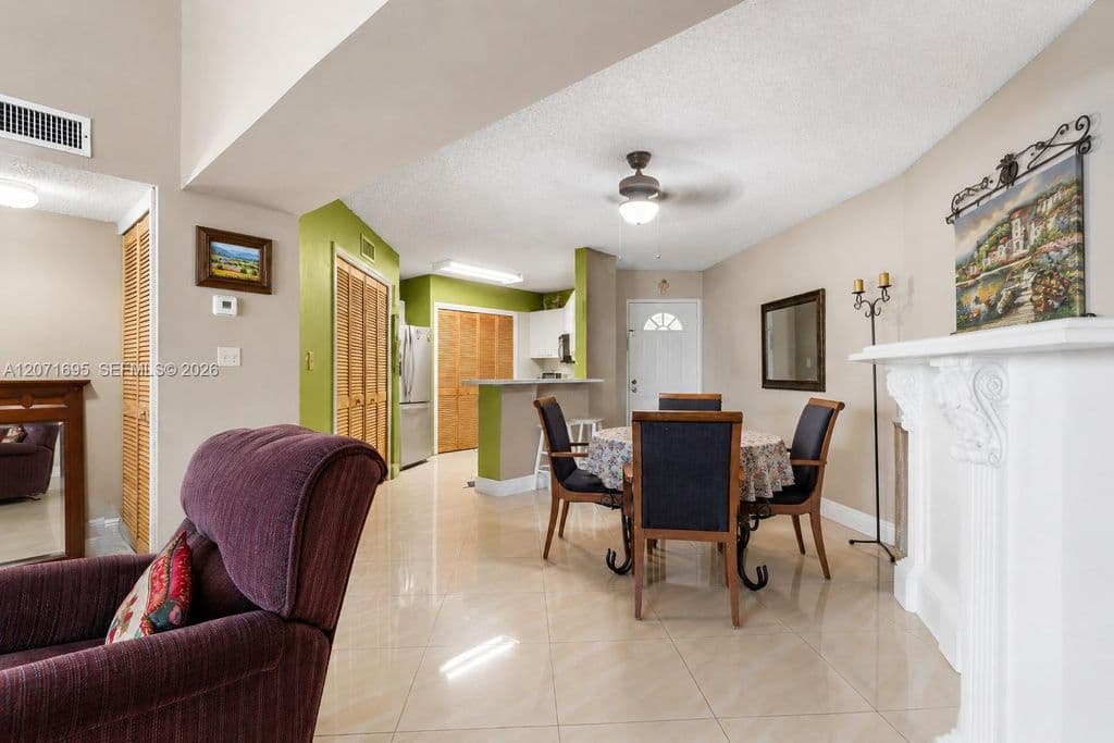 2-bedroom Condo — 6276 NW 186th St APT 305