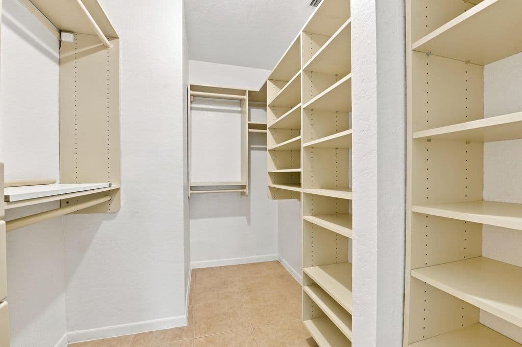 2-bedroom Single-Family Home — 2267 NW 37th Avenue