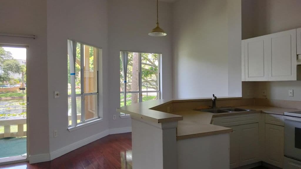 2-bedroom Condo — 4759 Via Palm Lakes #305