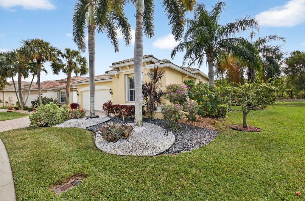 3+1 Müstakil ev — 8208 Parini Way