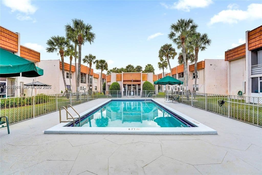 2-bedroom Condo — 7610 Stirling Rd #207-C