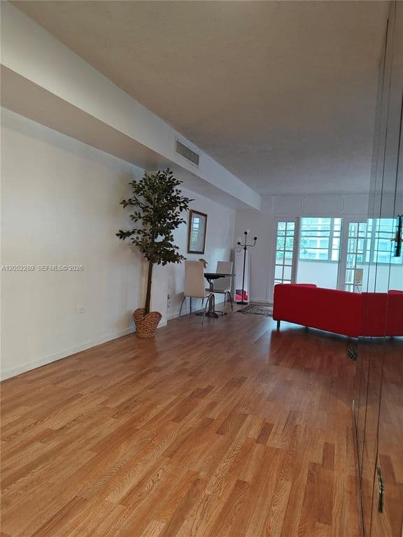 2+1 Condo — 825 Brickell Bay Dr APT 350