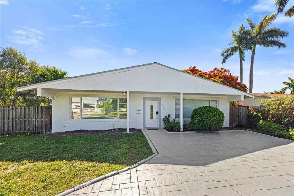 4-bedroom Single-Family Home — 230 NE 5th Ave