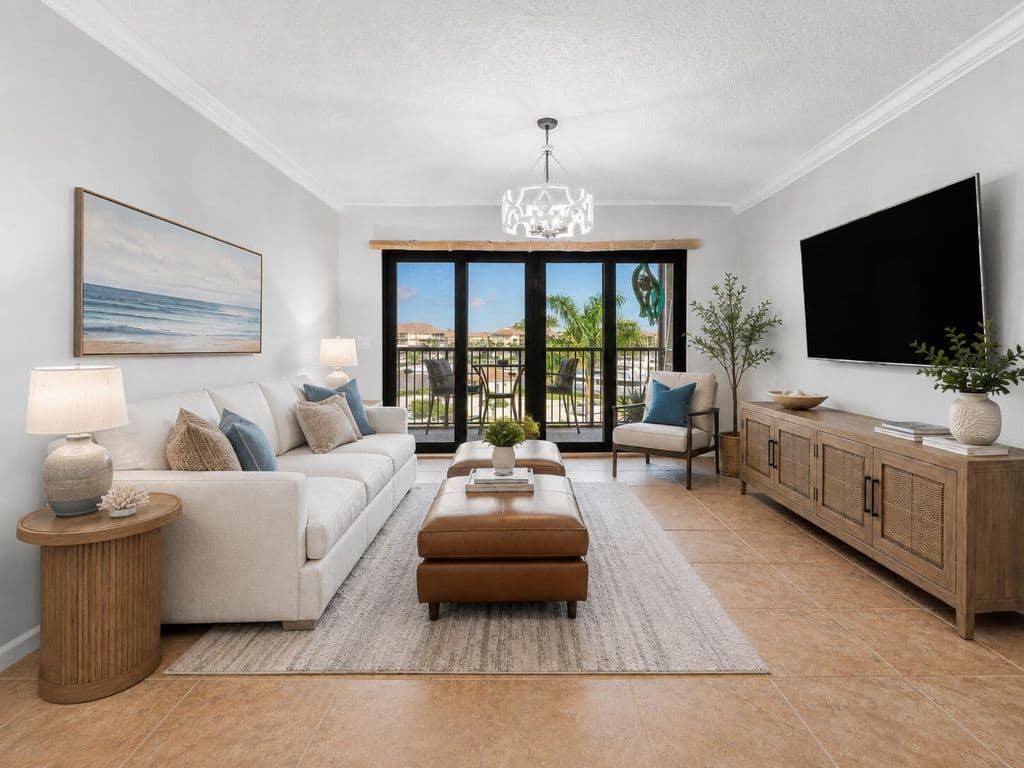 2+1 Condo — 901 Seafarer Circle #403