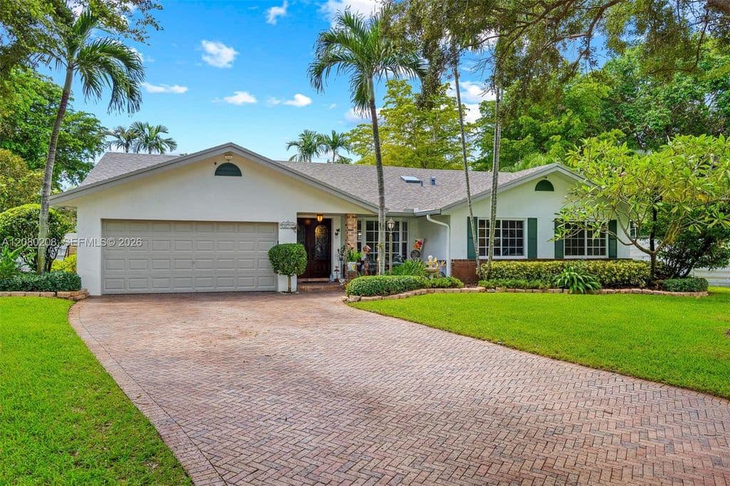 4-bedroom Single-Family Home — 14680 SW 141st Pl