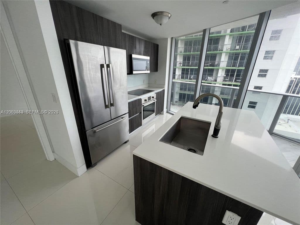 2+1 Condo — 488 NE 18th St Unit 3000