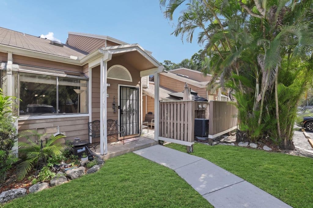 2+1 Mülk — 7208 Sportsmans Drive