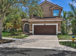 5+1 Müstakil ev — 18442 NW 12th St, Pembroke Pines, 33029