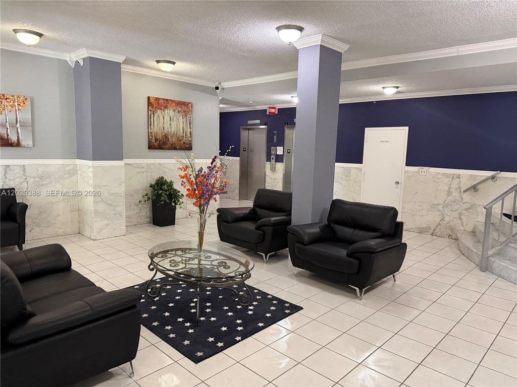 2+1 Condo — 501 E Dania Beach Blvd #5-4D