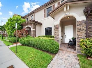 2-bedroom Townhouse — 15053 SW 115th Ter, Miami, 33196