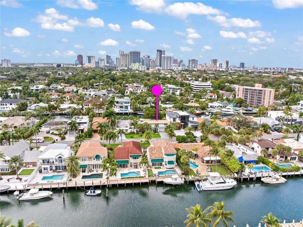 4-bedroom Single-Family Home — 405 Bontona Ave