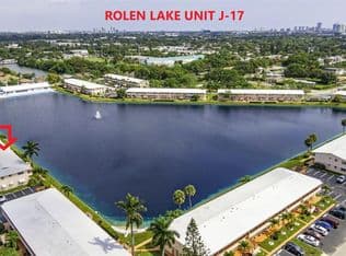 1+1 Condo — 925 SW 11th Avenue Unit j17, Hallandale, 33009