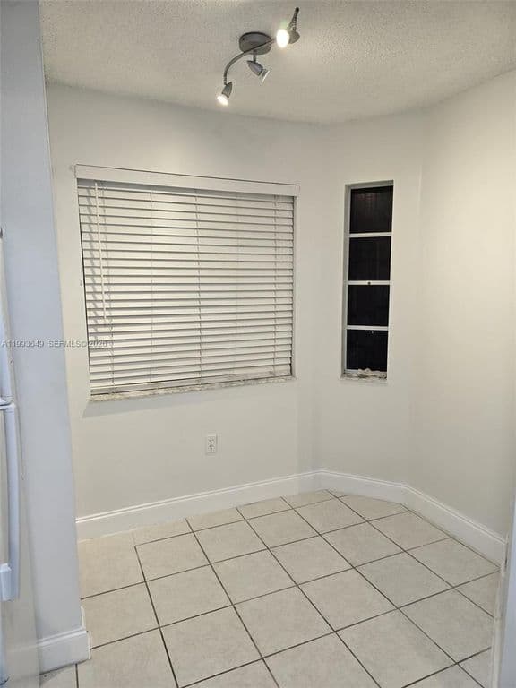 2-bedroom Property — 14272 SW 121st Pl #9