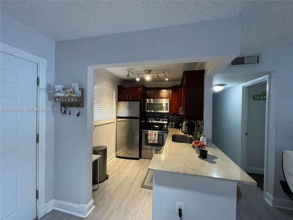 2+1 Condo — 8500 SW 109th Ave #6-229