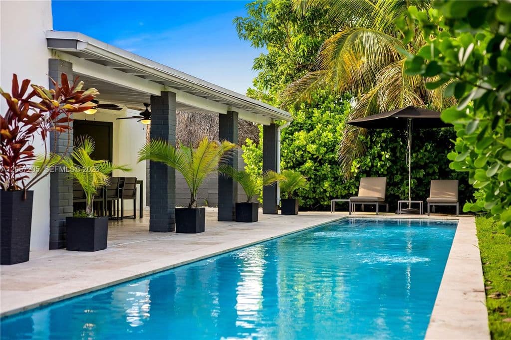 6-bedroom Single-Family Home — 1651 SW 13th Ave