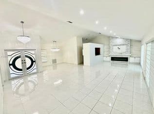 3-bedroom Single-Family Home — 16328 NW 11th St, Pembroke Pines, 33028