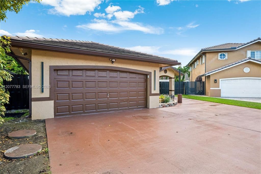 4+1 Müstakil ev — 7920 SW 163rd Pl