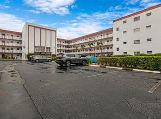 2+1 Condo — 4000 NW 44th Ave APT 205, Lauderdale Lakes, 33319