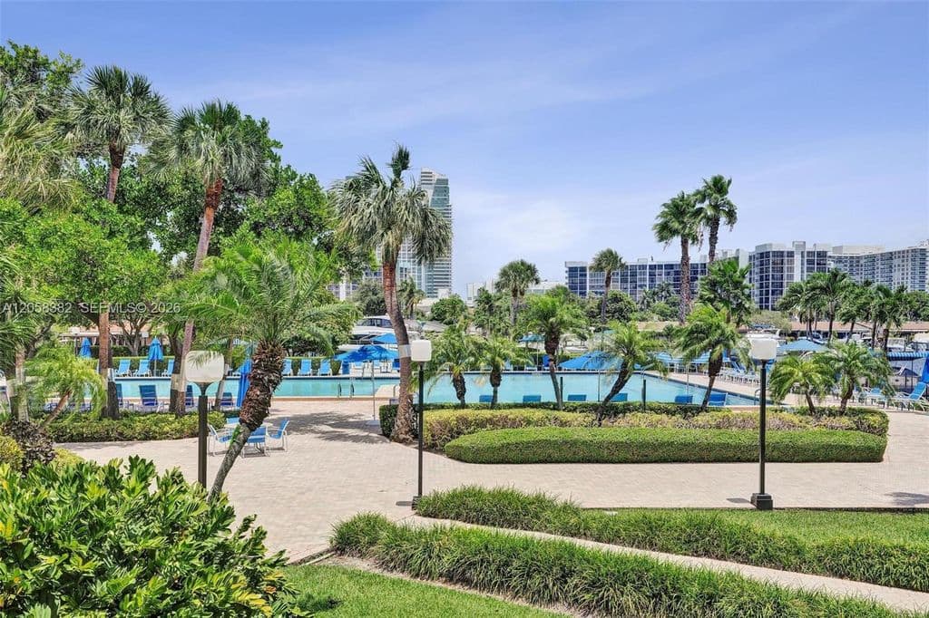 2+1 Condo — 500 Three Islands Blvd APT 213