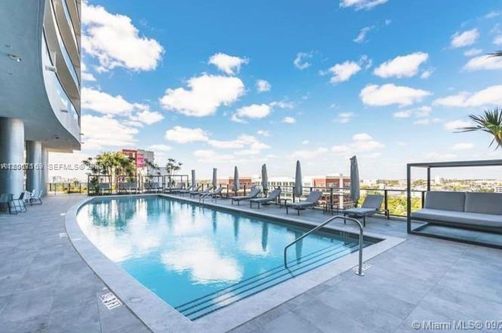 2+1 Mülk — 1600 NE 1st Ave #1420