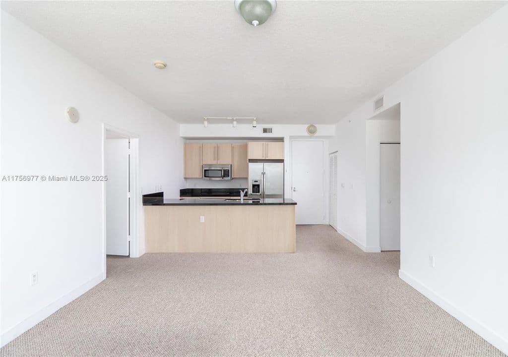 2-bedroom Condo — 1111 SW 1st Ave APT 2423