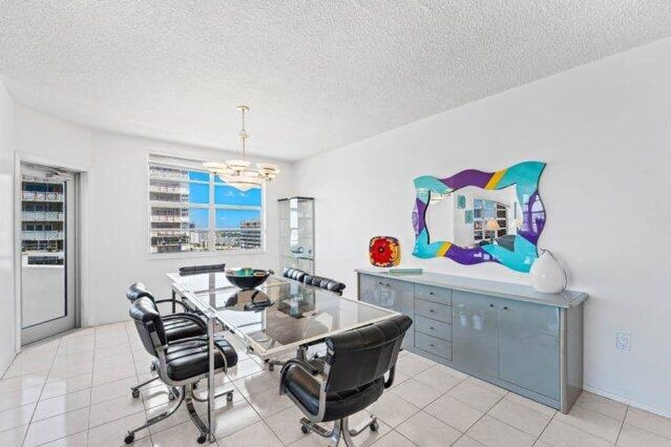 3+1 Condo — 1980 S OCEAN Drive #18Q