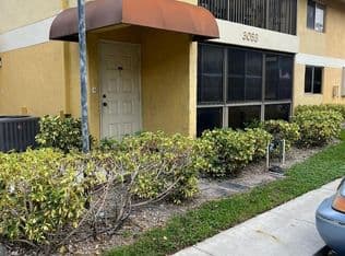 2-bedroom Condo — 3053 N Oakland Forest Drive #201, Oakland Park, 33309