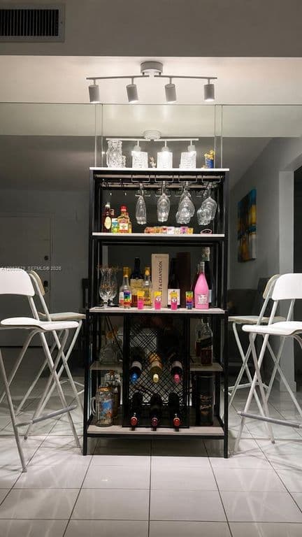 3-bedroom Condo — 8615 NW 8th St APT 414