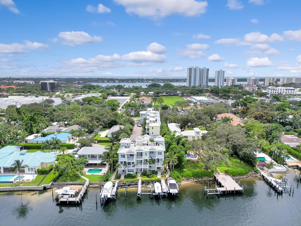 3+1 Condo — 1045 Harbor Villas Drive #5