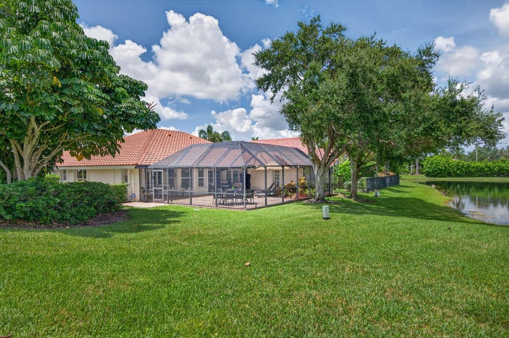 3-bedroom Single-Family Home — 709 Crystal Court