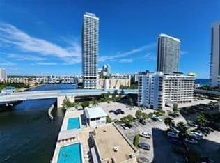 1+1 Condo — 1817 S Ocean Dr APT 219, Hallandale Beach, 33009
