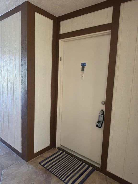 2-bedroom Condo — 9895 N BELFORT Circle #110
